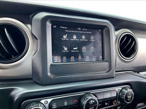 Used 2020 Jeep Gladiator Sport w/ Quick Order Package 24S AWD/4WD image 19