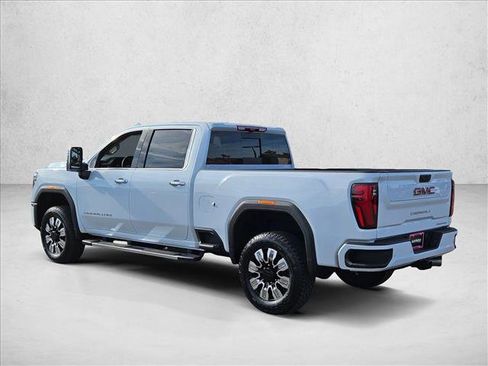 New 2026 GMC Sierra 2500 Denali w/ Denali Reserve Package image 9