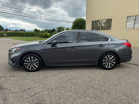 Used 2018 Subaru Legacy 2.5i Premium AWD/4WD image 5