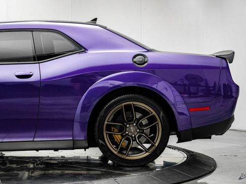 Used 2023 Dodge Challenger SRT Hellcat RWD image 11