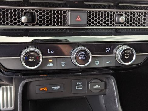 Used 2023 Honda Civic Sport image 24