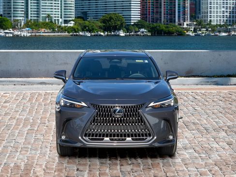 Used 2024 Lexus NX 250 FWD w/ Premium Package image 2