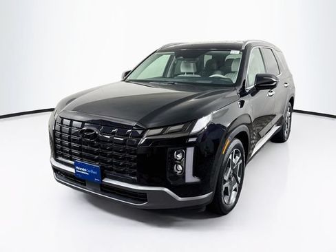 Certified 2024 Hyundai Palisade Limited AWD/4WD image 4