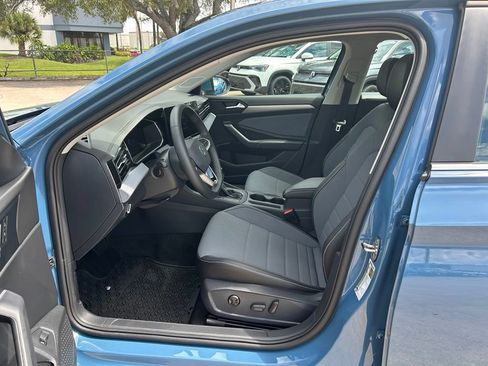 Used 2026 Volkswagen Jetta SE w/ Black Wheel Package FWD image 15