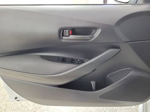 Used 2022 Toyota Corolla LE w/ LE Convenience Package FWD image 21