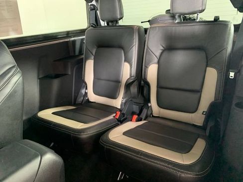 Used 2023 Ford Bronco 2-Door AWD/4WD image 7