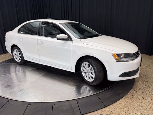 Used 2013 Volkswagen Jetta SE FWD image 11