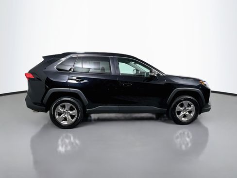 Used 2025 Toyota RAV4 XLE FWD image 3