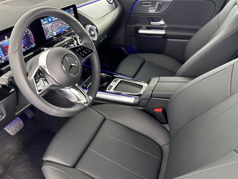 New 2025 Mercedes-Benz GLA 250 4MATIC image 4