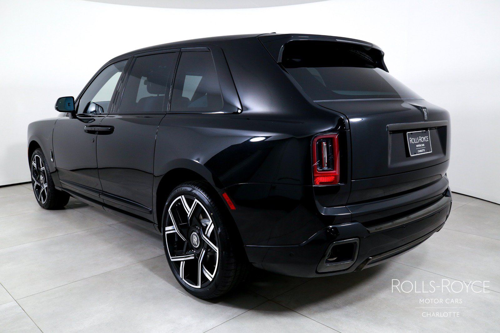 New 2027 Rolls-Royce Cullinan Black Badge AWD/4WD image 8