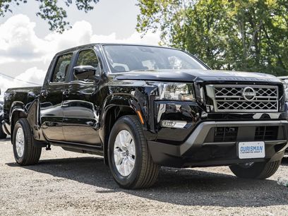 Used 2024 Nissan Frontier SV w/ Technology Package