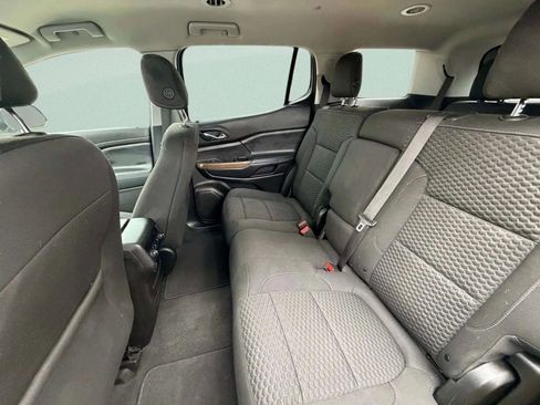 Used 2019 GMC Acadia SLE image 19