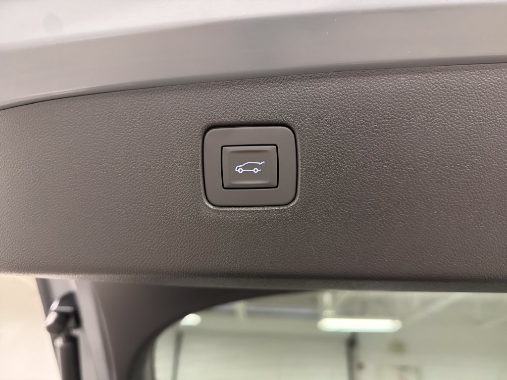 New 2026 Buick Envista Sport Touring w/ Convenience I Package FWD image 17
