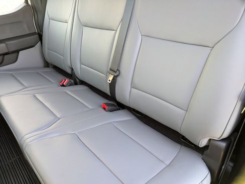 New 2025 Ford F450 XL w/ XL Chrome Package image 27