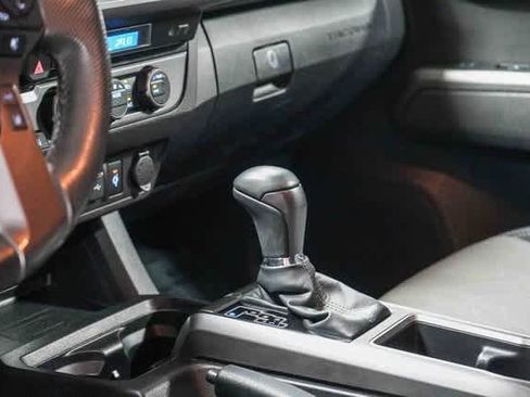 Certified 2023 Toyota Tacoma TRD Sport image 24