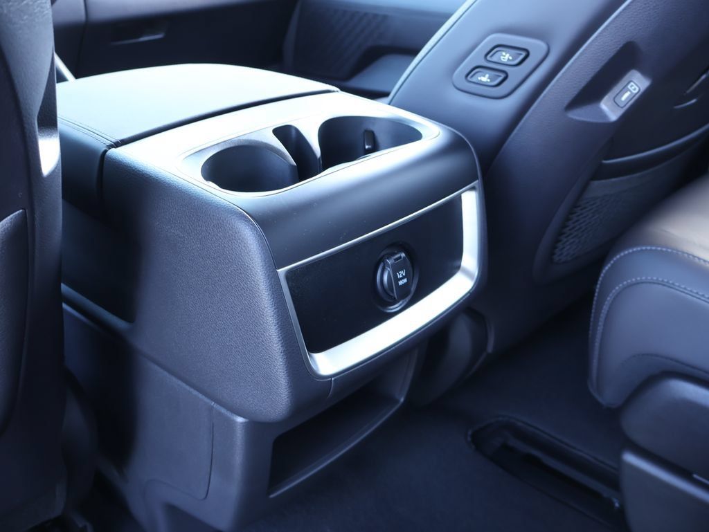 New 2027 Kia Carnival EX w/ Dark Edition Package FWD image 18