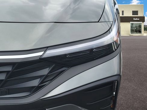 Certified 2025 Hyundai Elantra Sport w/ Cargo Package image 9