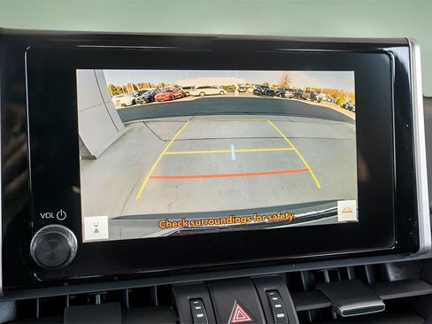 Used 2024 Toyota RAV4 XLE Premium image 10