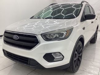 Used 2018 Ford Escape SE w/ SE Sport Appearance Package image 1