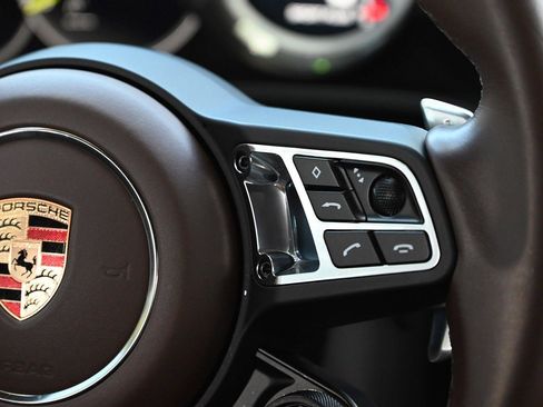 Used 2023 Porsche Cayenne Turbo S image 36