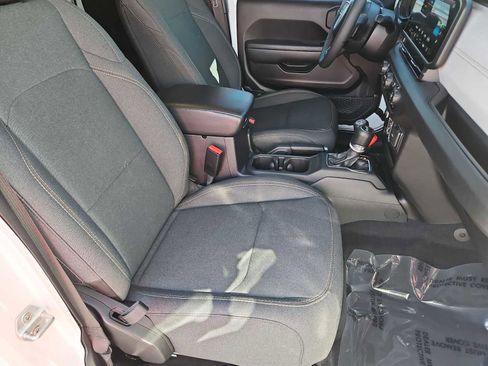 Used 2024 Jeep Wrangler Sport S image 20