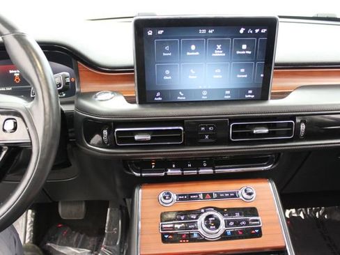 Used 2021 Lincoln Aviator Reserve w/ Equipment Group 201A AWD/4WD image 24