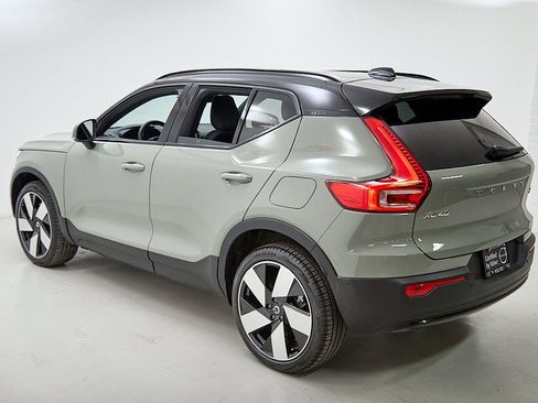 Certified 2023 Volvo XC40 Recharge Ultimate image 8