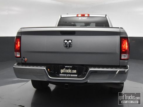Used 2022 RAM 1500 Tradesman w/ Chrome Plus Package RWD image 6
