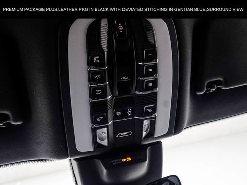 Used 2023 Porsche Macan S AWD/4WD image 35