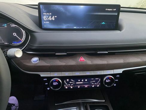 Used 2024 Genesis Electrified G80 Advanced image 34