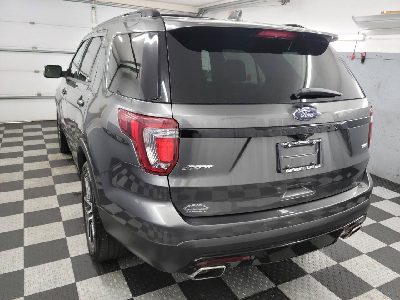 Used 2016 Ford Explorer Sport w/ Equipment Group 401A AWD/4WD image 4