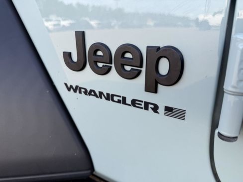 Used 2023 Jeep Wrangler Unlimited Sport AWD/4WD image 26