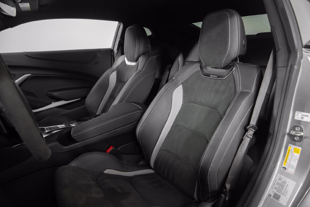 Used 2024 Chevrolet Camaro SS RWD image 3