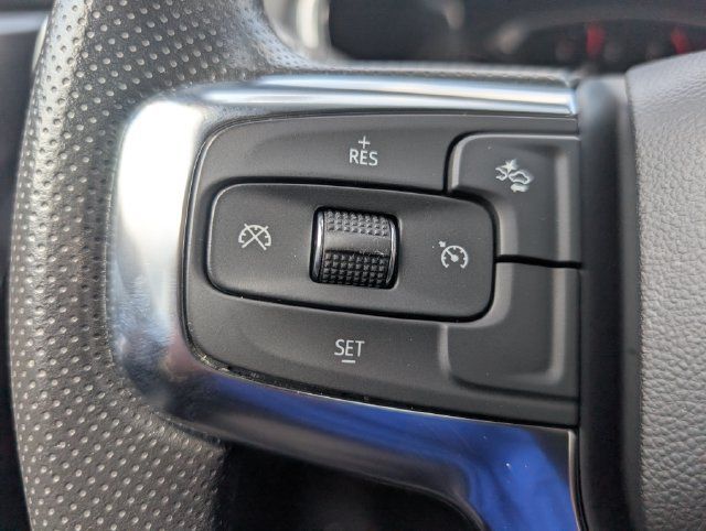 Used 2025 Chevrolet Blazer LT FWD image 19