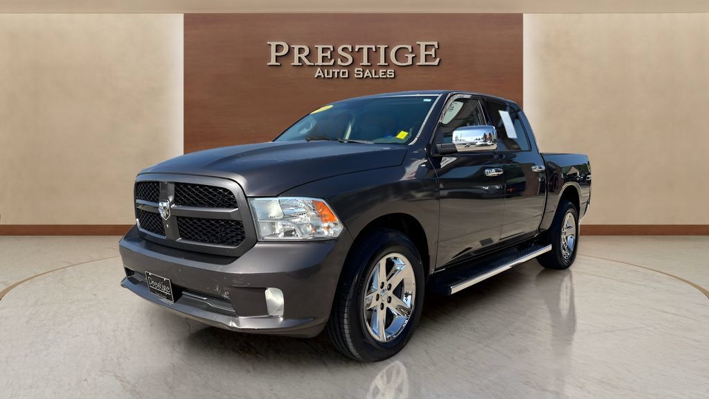 Used 2018 RAM 1500 Express RWD image 46