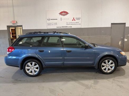 Used 2008 Subaru Outback 2.5i image 2
