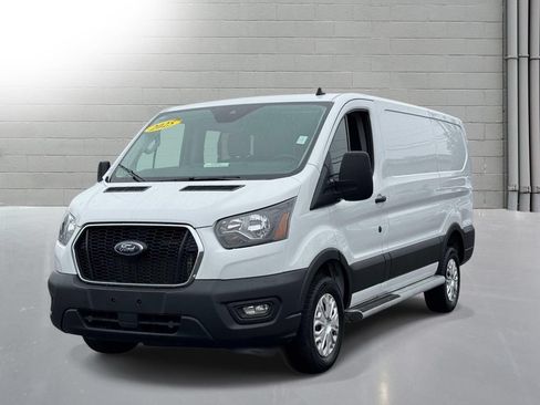 Used 2025 Ford Transit 250 Low Roof w/ Exterior Upgrade Package RWD image 4