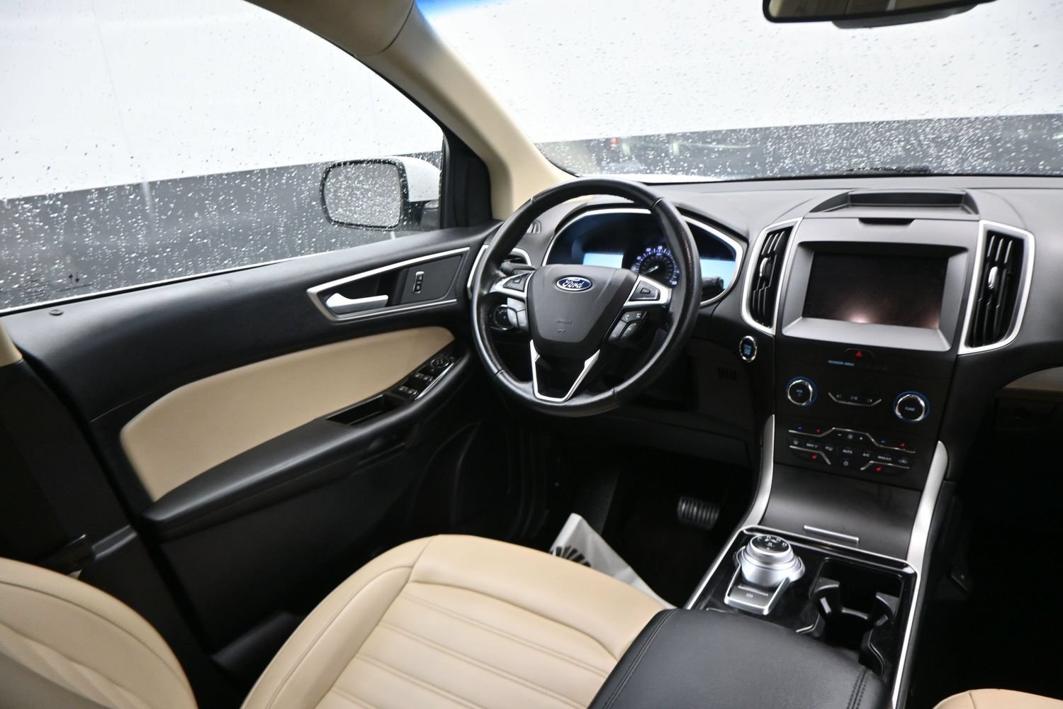 Used 2020 Ford Edge SEL FWD image 13