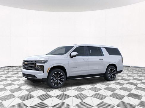New 2026 Chevrolet Suburban High Country image 5