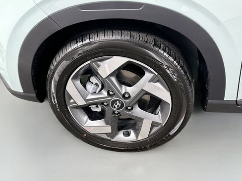 New 2026 Hyundai Venue SEL FWD image 21