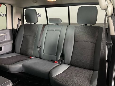 Used 2016 RAM 2500 SLT image 16