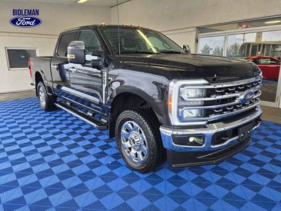 Used 2025 Ford F250 Lariat w/ Chrome Package