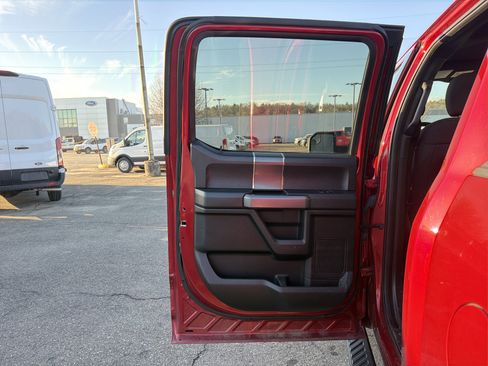 Used 2018 Ford F150 XLT w/ Equipment Group 302A Luxury image 28