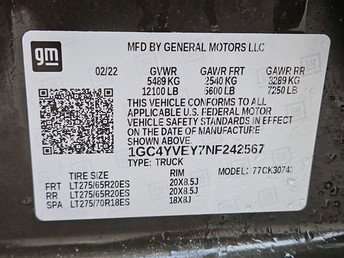 Used 2022 Chevrolet Silverado 3500 High Country w/ Safety Package II image 34