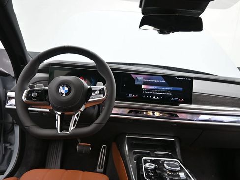 New 2026 BMW 740i w/ Executive Package RWD image 33
