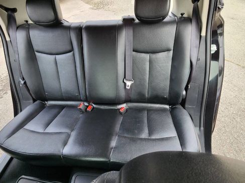 Used 2013 Nissan Leaf SL image 28