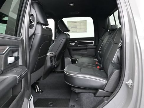 New 2026 RAM 2500 Laramie AWD/4WD image 21