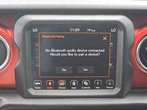Used 2019 Jeep Wrangler Unlimited Rubicon AWD/4WD image 11