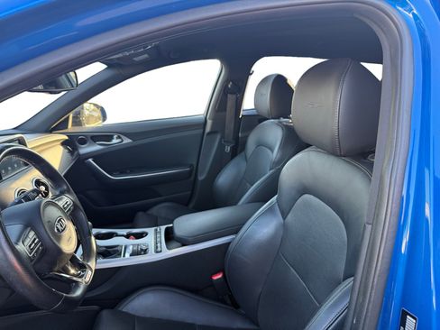 Used 2019 Kia Stinger GT image 10