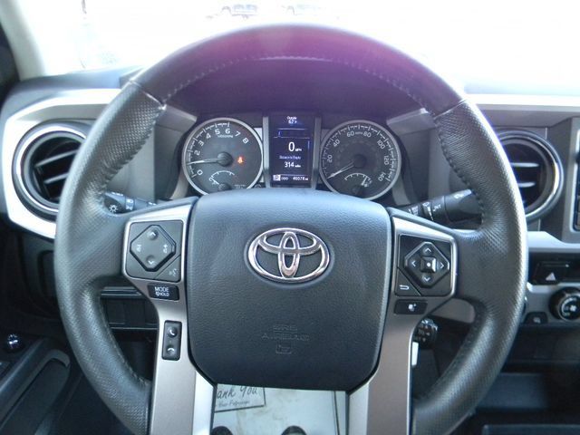 Used 2017 Toyota Tacoma SR5 w/ Tow Package AWD/4WD image 12